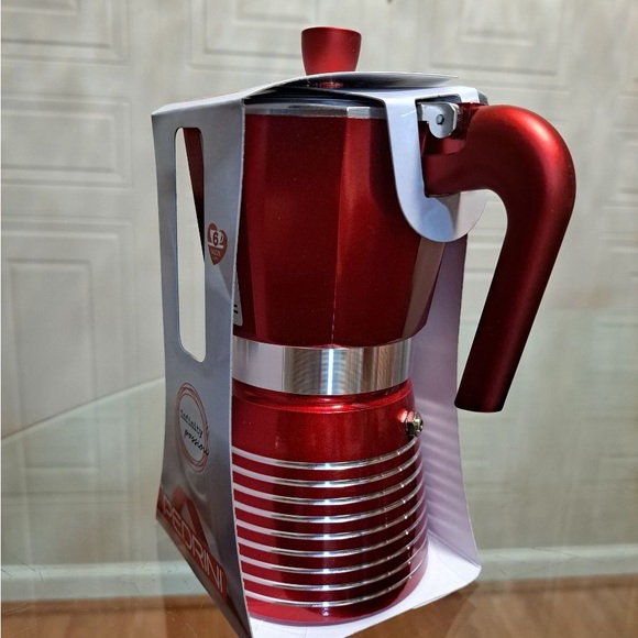 - Brand New Beautiful Pedrini Coffe Maker . - Picture 7 of 10